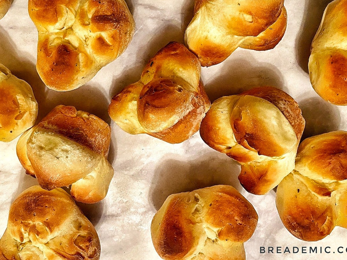 Week 27: Clover-leaf&nbsp;Rolls